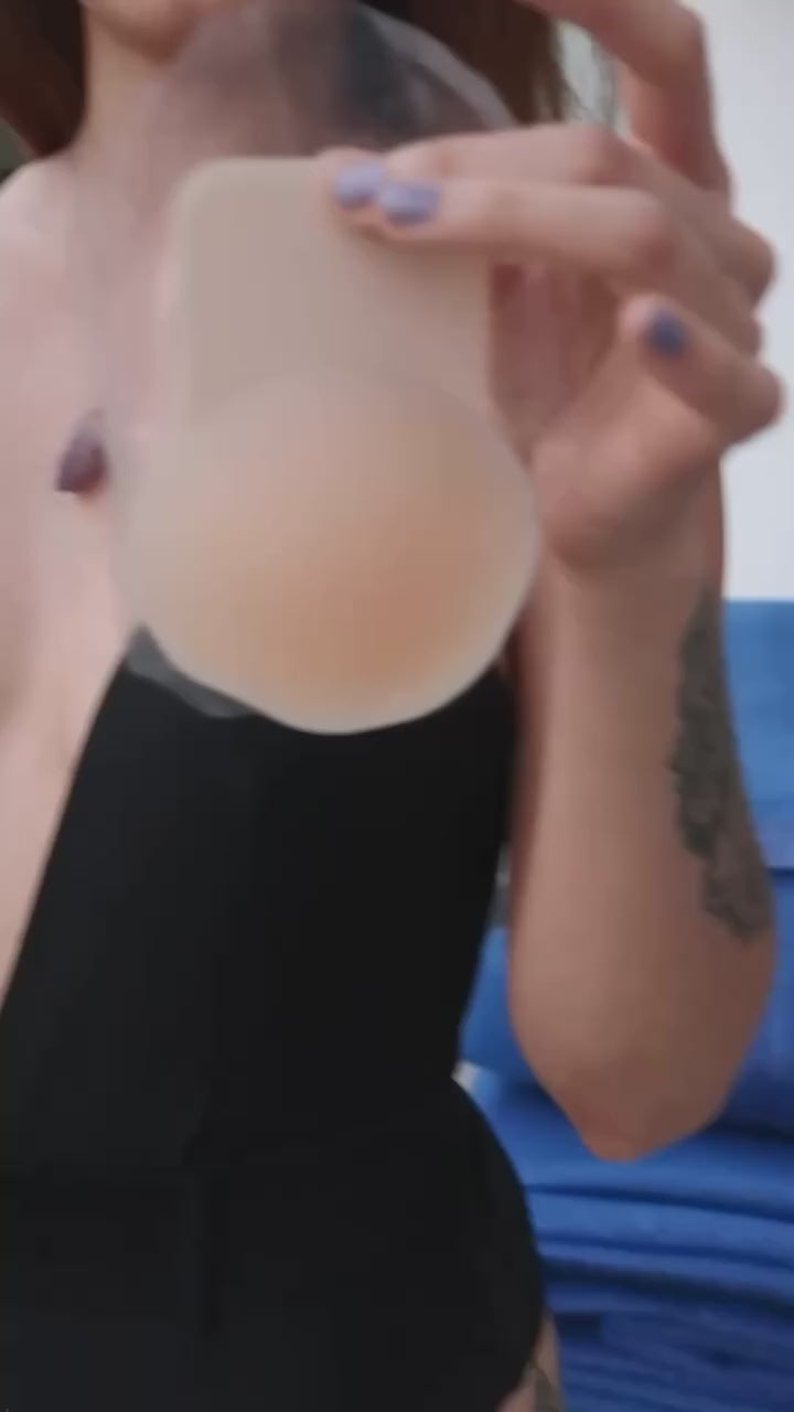 Nippz Lift – Pezoneras de Silicón Reutilizables con Banda Push Up Invisible